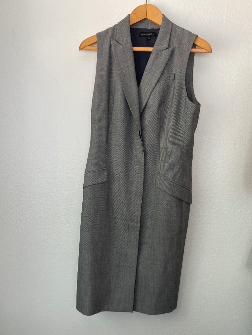 Banana Republic Buttoned Sleeveless Blazer Dress Size 8 Wool Career Workwear